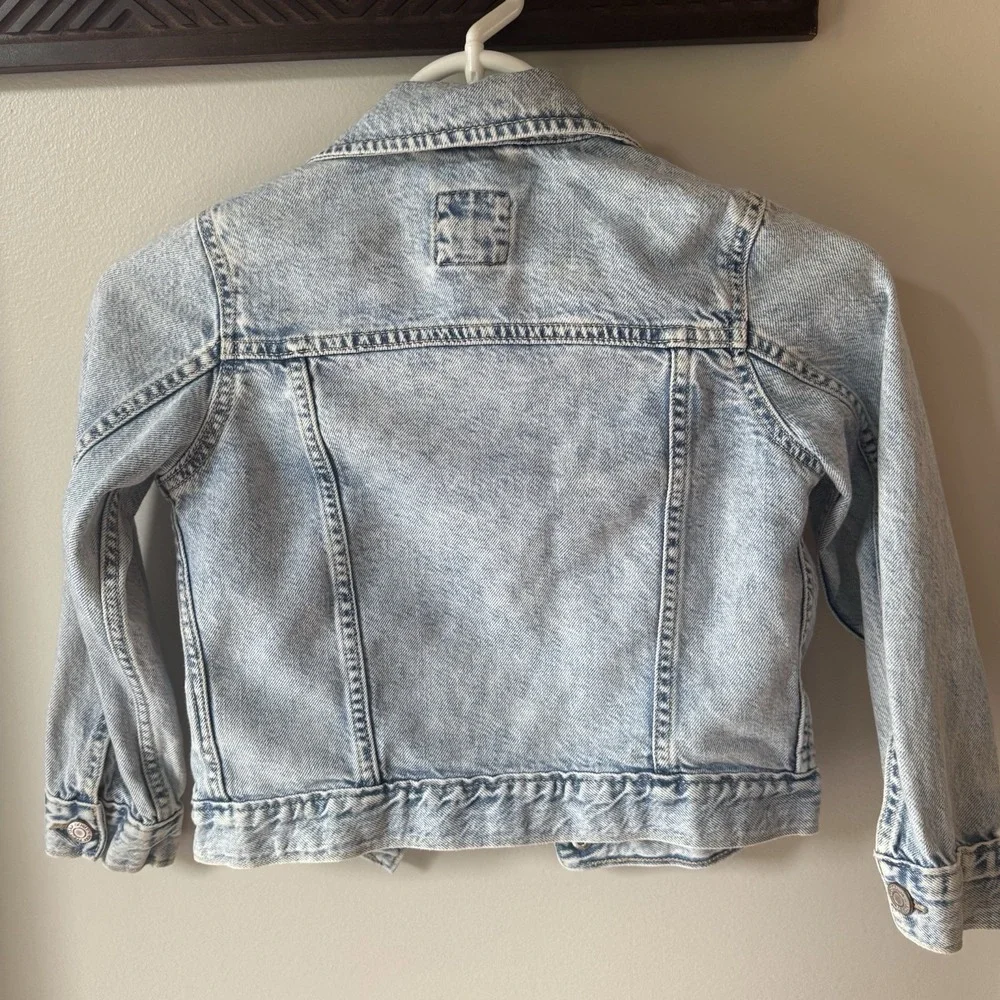 GAP Kids Denim Jacket Small Light Wash Button Front Pockets Classic 90s Y2K SOFT